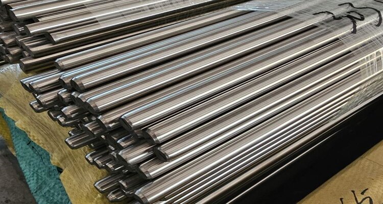 تشکیل کاربید تیتانیوم (TiC) به جای کاربید کروم در استنلس استیل 321: یک راهکار کلیدی برای بهبود مقاومت خوردگی